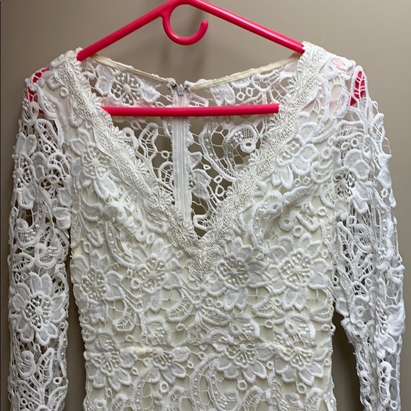 Never worn white lace dress - Picture 2 of 9